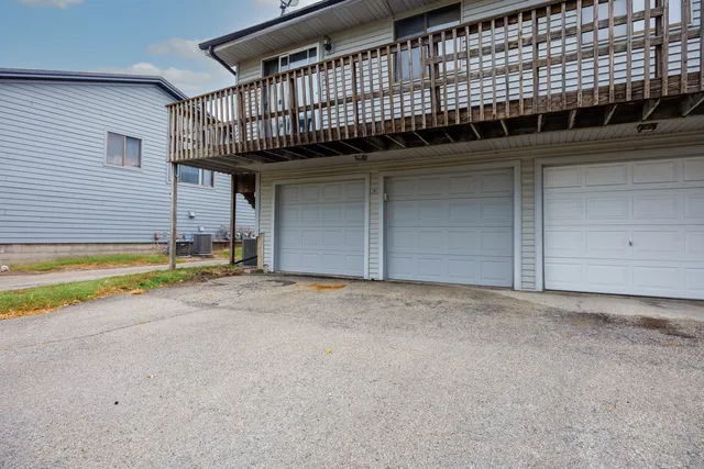 $153,300 | 107 North Orr Drive, Unit F, Normal, IL 61761