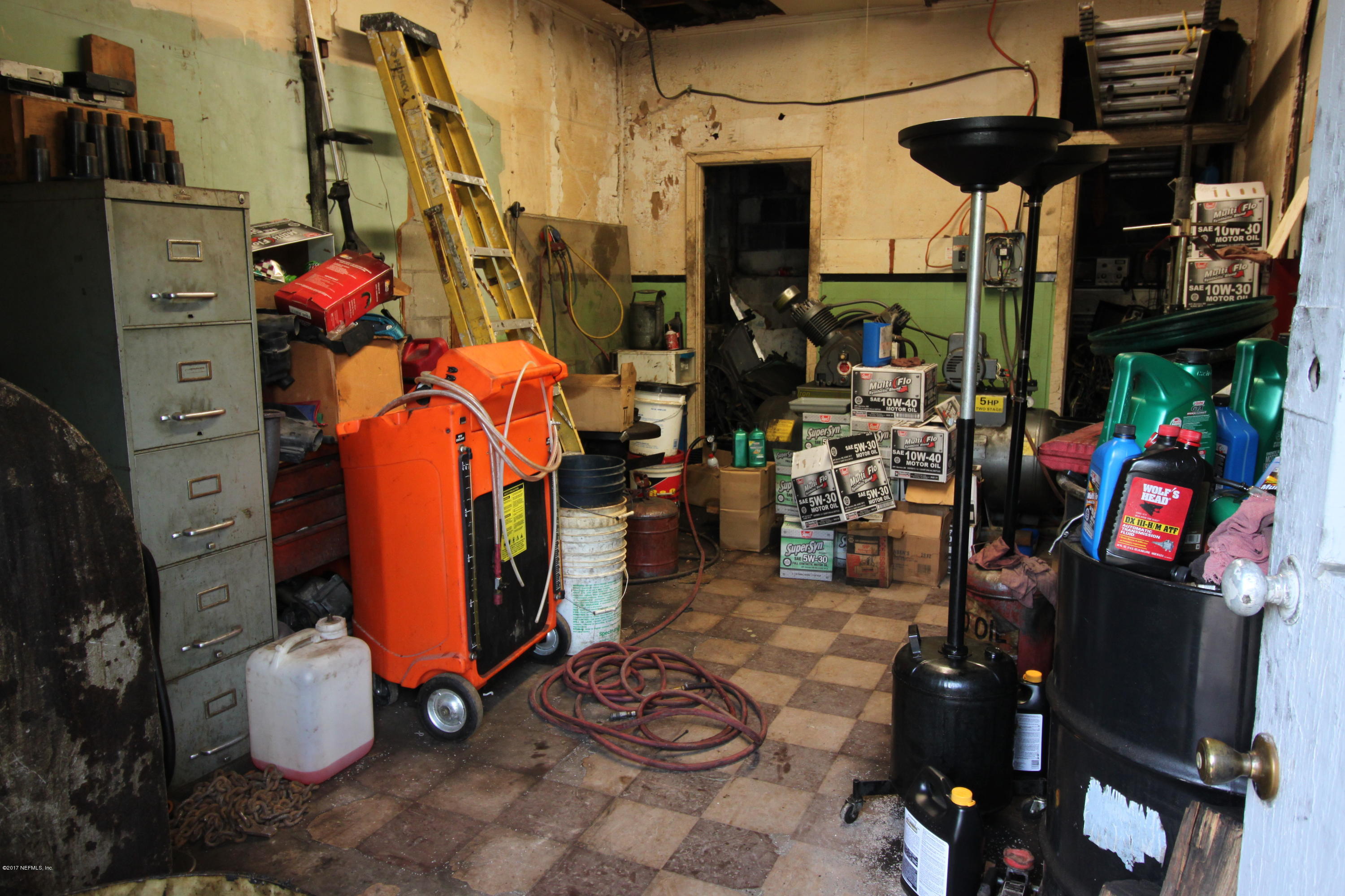 2449 Kings Road Jacksonville, FL 32209 - Photo 15 of 17 a view of gym equipment and children play ground