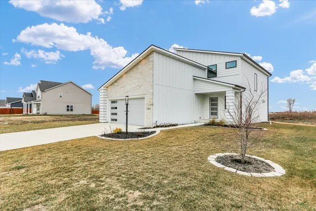$549,900 | 507 Harpers Ferry, Savoy, IL 61874