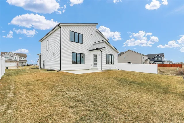 $549,900 | 507 Harpers Ferry, Savoy, IL 61874