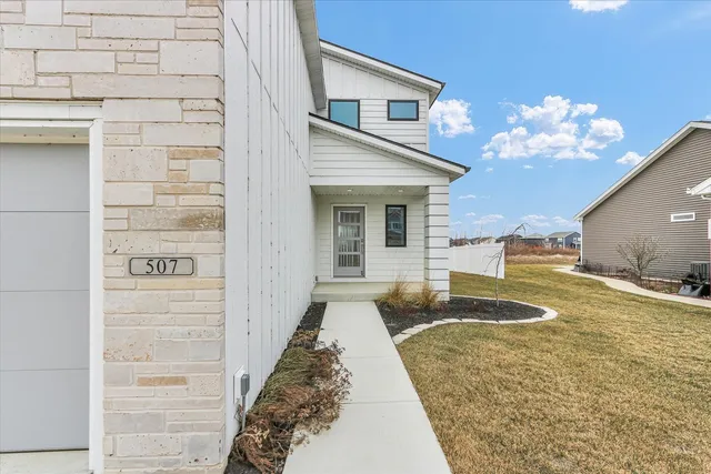 $549,900 | 507 Harpers Ferry, Savoy, IL 61874