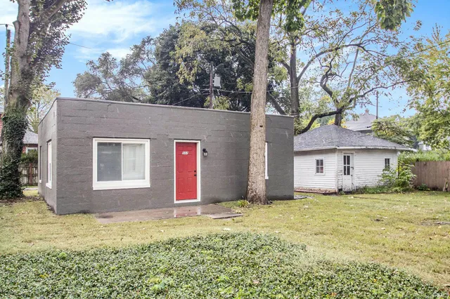 $324,900 | 509 Prospect Street, Elkhart, IN 46514