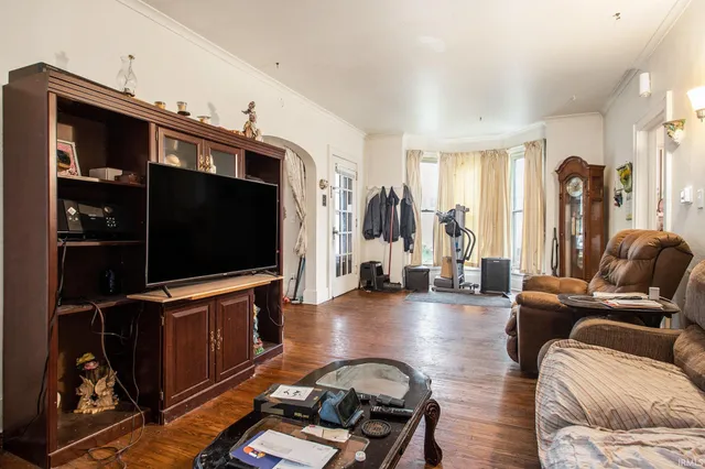 $324,900 | 509 Prospect Street, Elkhart, IN 46514