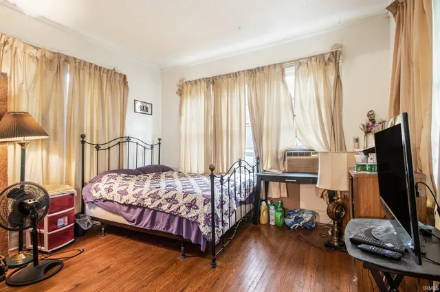 $324,900 | 509 Prospect Street, Elkhart, IN 46514