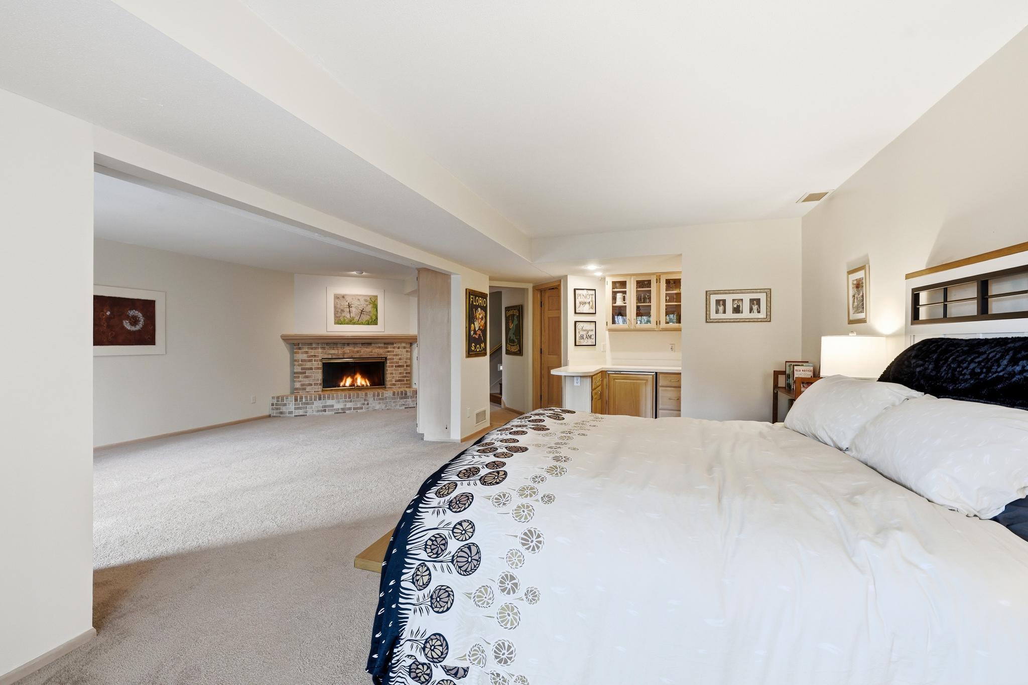 7096 Cahill Road Edina, MN 55439 - Photo 25 of 47 Gallery Image 25