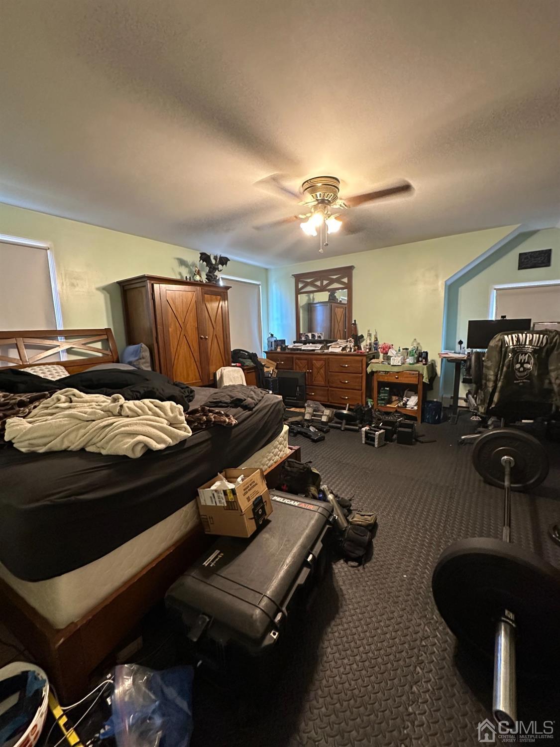 9 Ashley Road Edison, NJ 08817 - Photo 4 of 14 a bed room with furniture