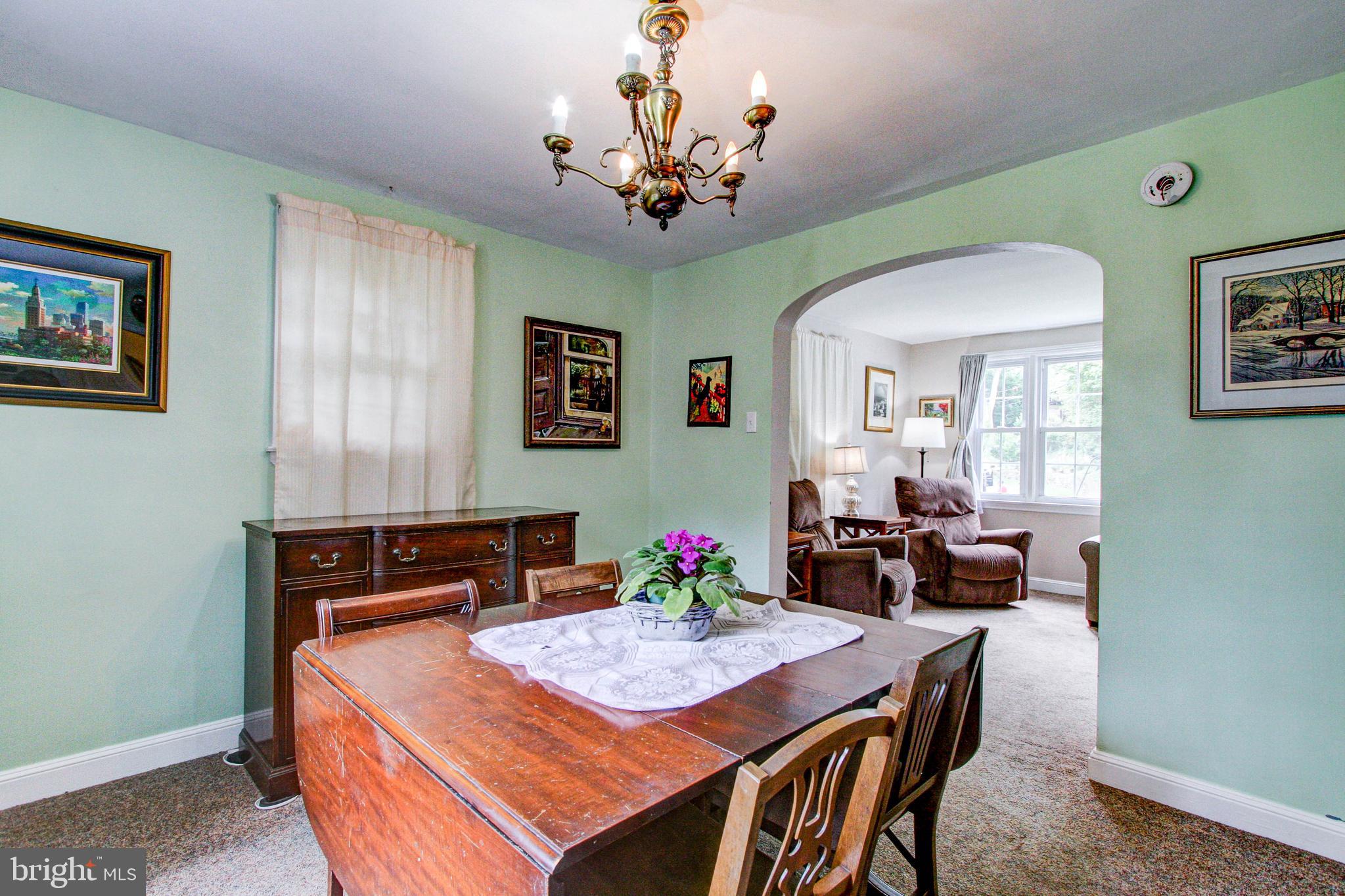 272 Friendship Road Drexel Hill, PA 19026 - Photo 11 of 37