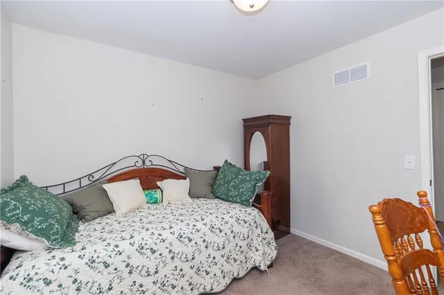 $340,000 | 1902 Lake Drive, Smithville, MO 64089