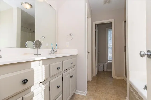 $340,000 | 1902 Lake Drive, Smithville, MO 64089