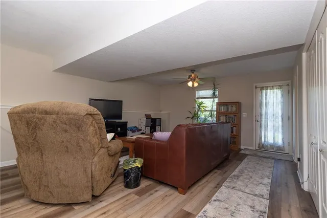 $340,000 | 1902 Lake Drive, Smithville, MO 64089