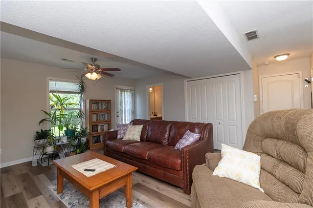 $340,000 | 1902 Lake Drive, Smithville, MO 64089