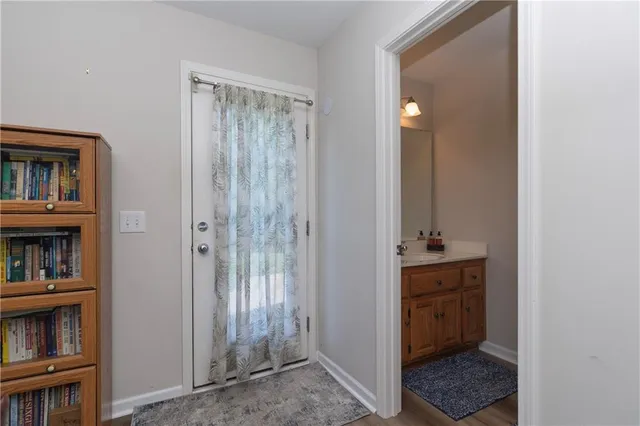 $340,000 | 1902 Lake Drive, Smithville, MO 64089