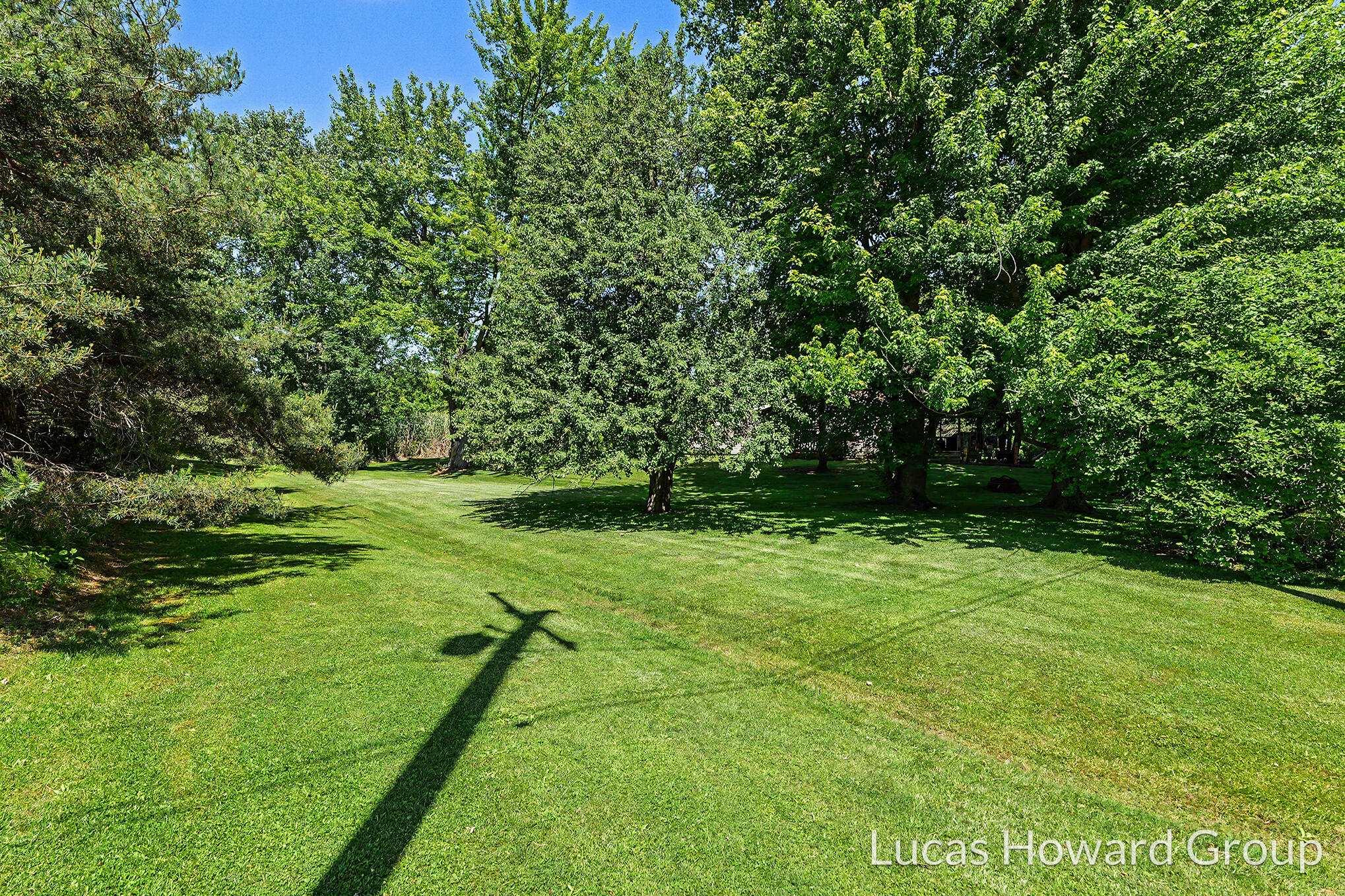 8746 South Shepherd Road Shepherd, MI 48883 - Photo 23 of 27 P1181515