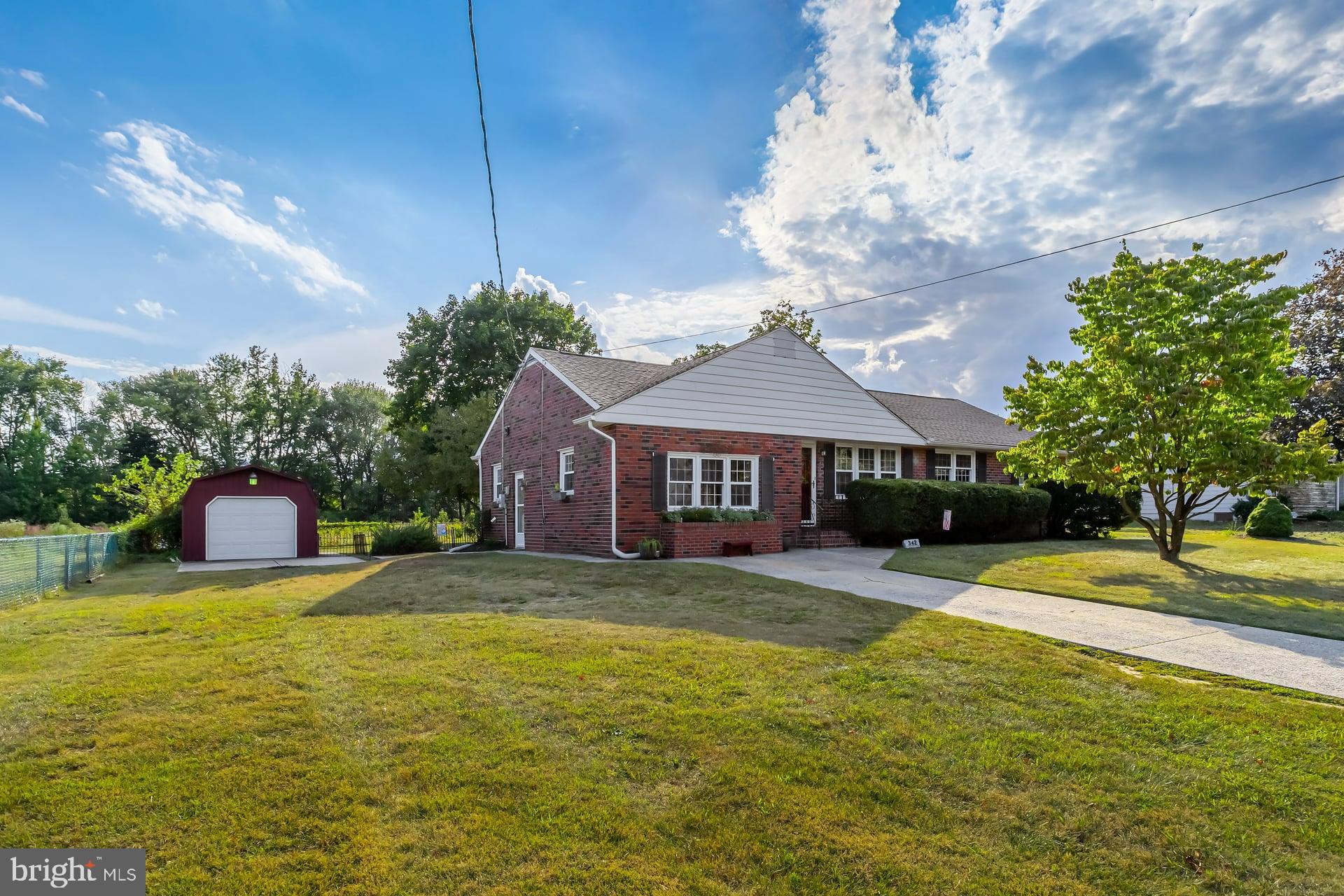 342 Democrat Road Gibbstown, NJ 08027 - Photo 2 of 20 Gallery Image 2