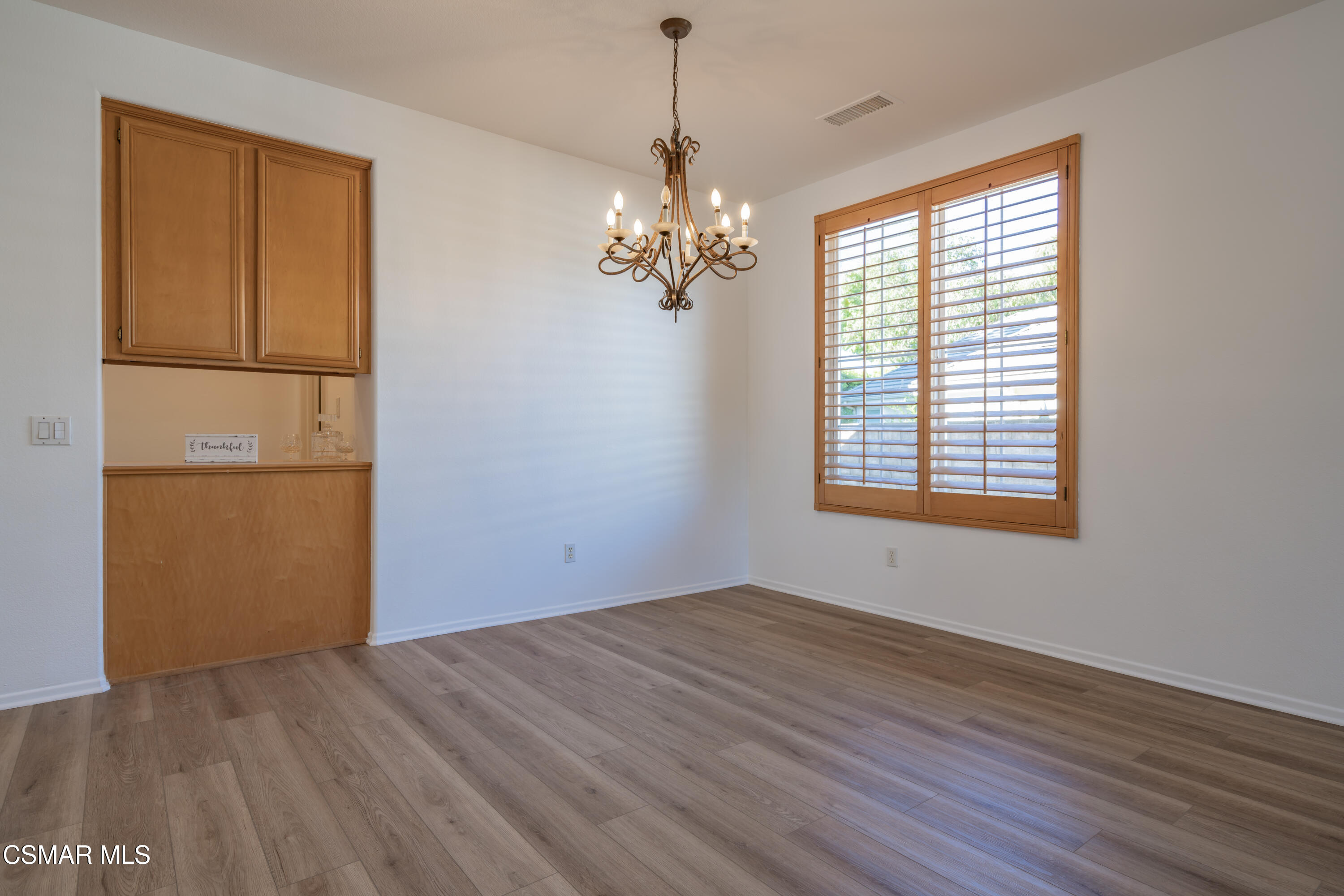 911 Red Pine Drive Simi Valley, CA 93065 - Photo 14 of 61 11-print-_CK17287