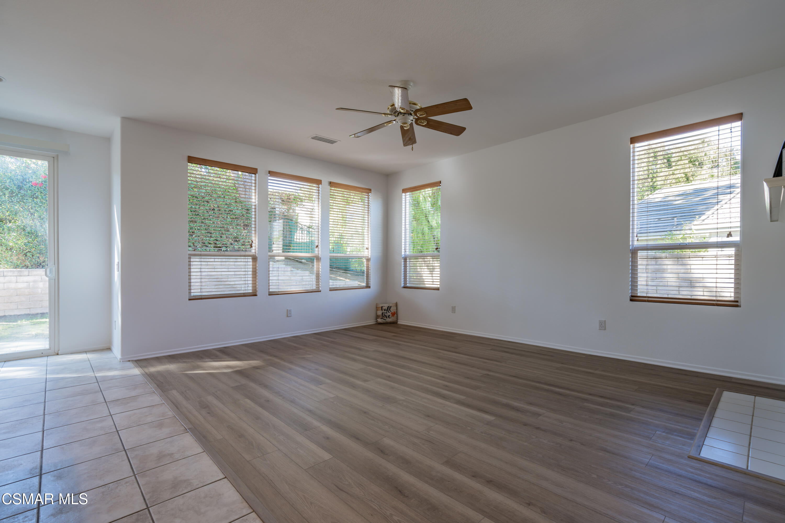 911 Red Pine Drive Simi Valley, CA 93065 - Photo 22 of 61 19-print-_CK17295