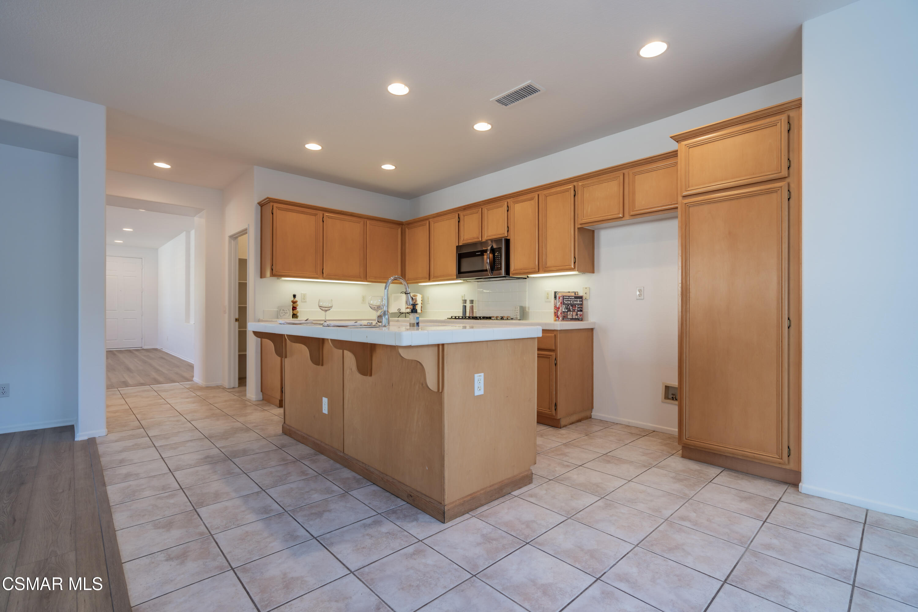 911 Red Pine Drive Simi Valley, CA 93065 - Photo 25 of 61 24-print-_CK17298