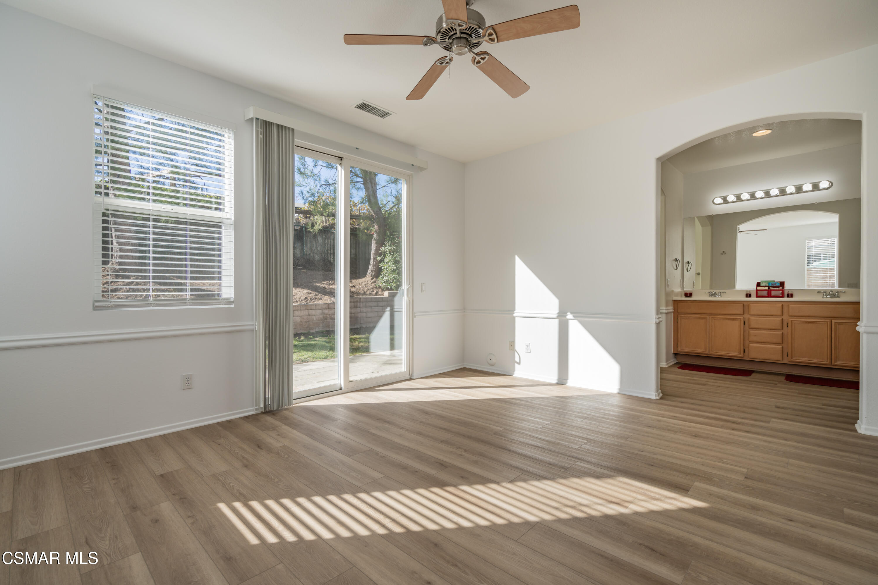 911 Red Pine Drive Simi Valley, CA 93065 - Photo 34 of 61 34-print-_CK17320