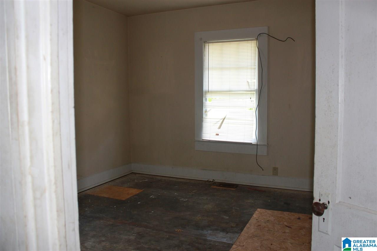 4712 Avenue R Birmingham, AL 35208 - Photo 10 of 15