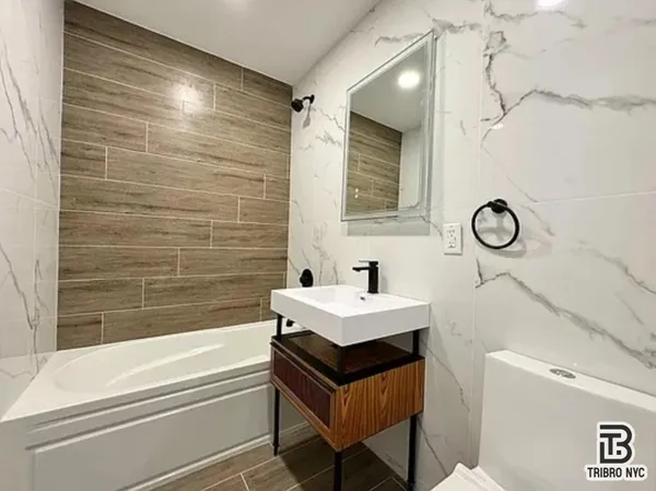 $5,500 | 217 South 4th Street, Unit 4R | Williamsburg