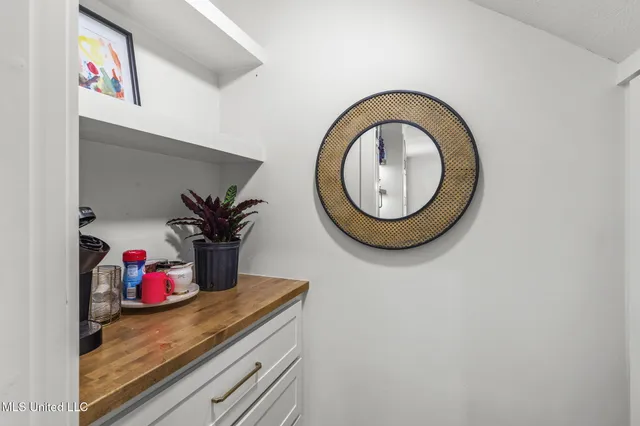 $1,289,999 | 101 Saddle Creek Cove, Canton, MS 39046