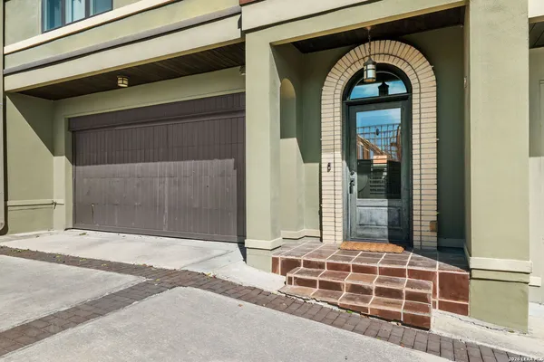 $630,000 | 137 Katherine Court, Unit 2, San Antonio, TX 78209