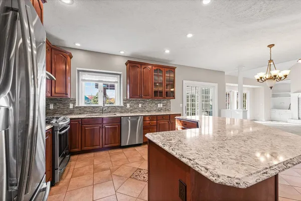 $975,000 | 1 Windsong Way, Bloomington, IL 61704