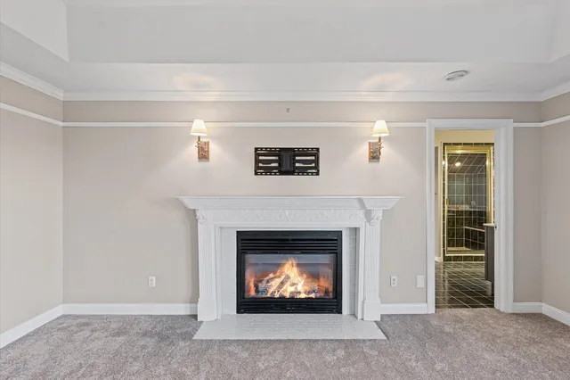 $975,000 | 1 Windsong Way, Bloomington, IL 61704