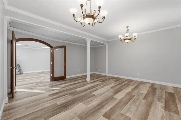 $975,000 | 1 Windsong Way, Bloomington, IL 61704