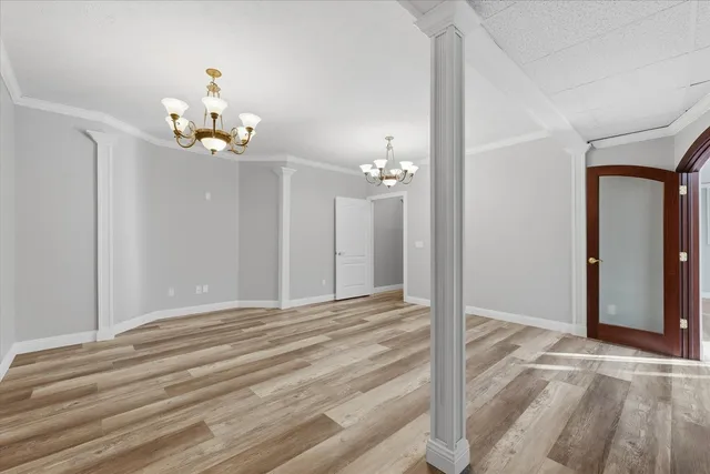 $975,000 | 1 Windsong Way, Bloomington, IL 61704