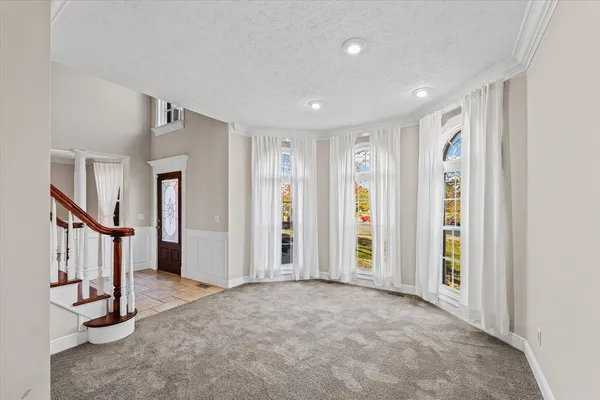 $975,000 | 1 Windsong Way, Bloomington, IL 61704