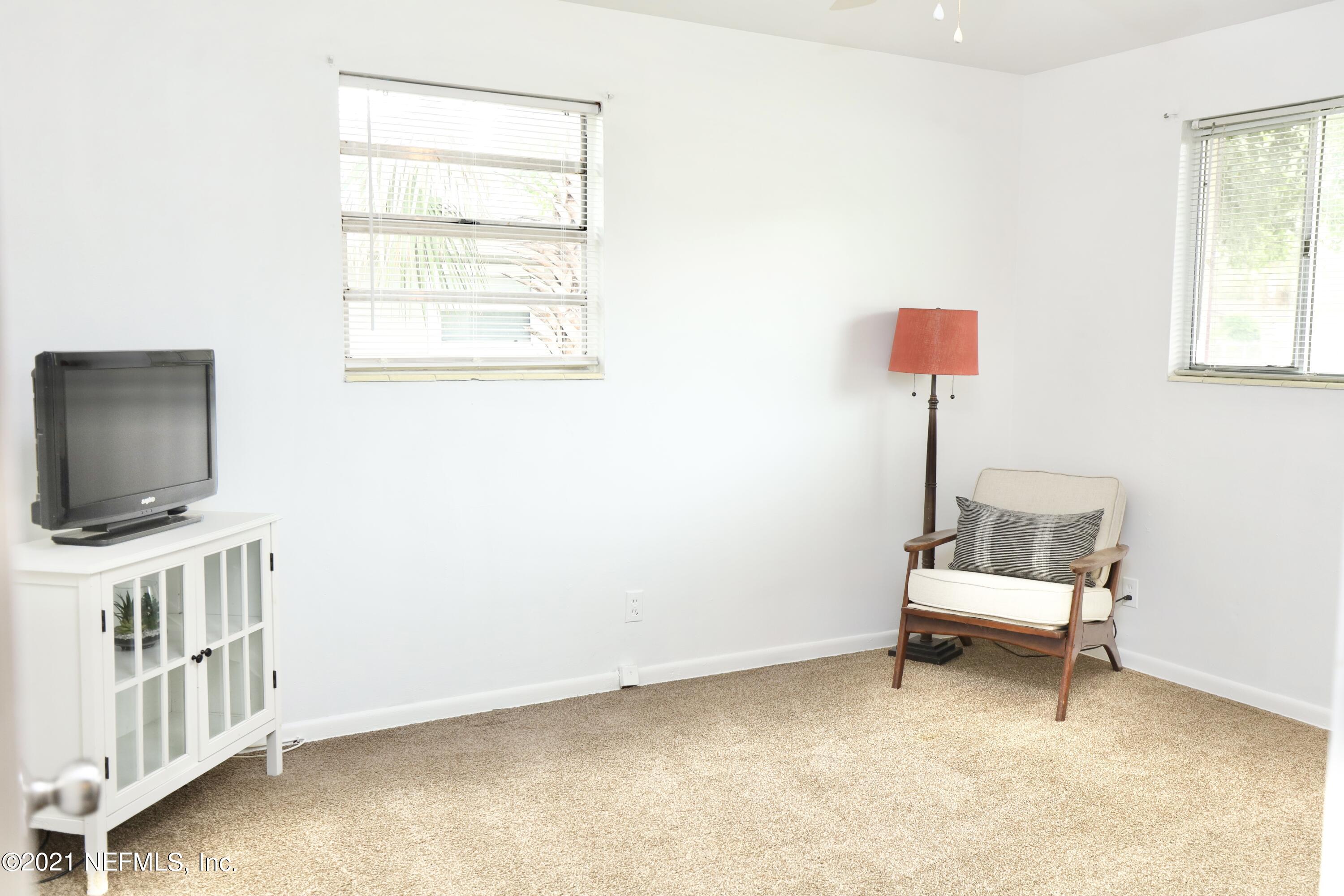 2134 Jammes Road Jacksonville, FL 32210 - Photo 13 of 24 O- Owners Suite