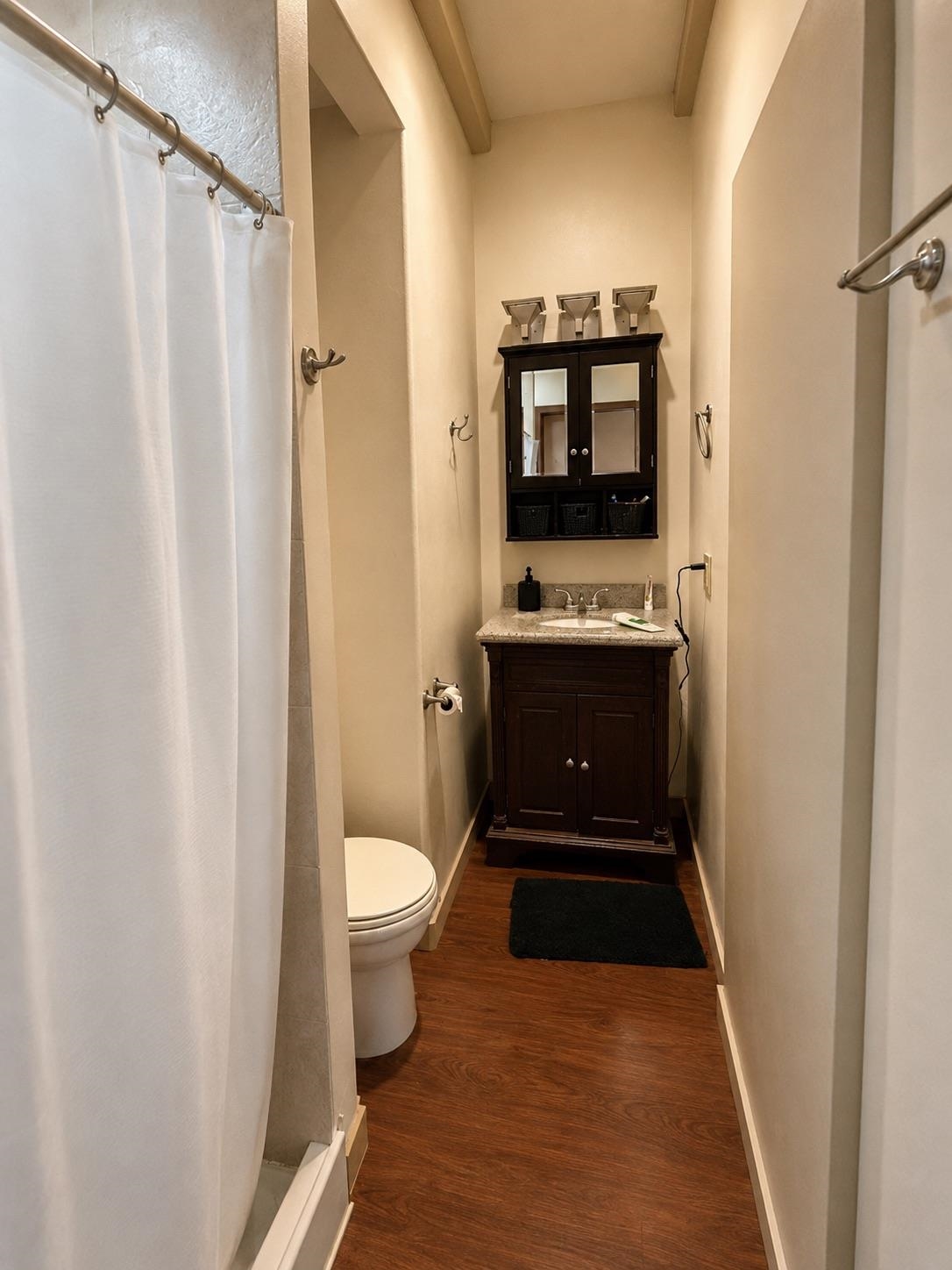 2615 Kaupakalua Road Haiku, HI 96708 - Photo 32 of 47 House 2 - Back House Bathroom