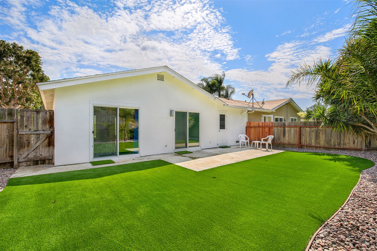 750 Teaberry Street Encinitas, CA 92024 - Photo 1 of 15