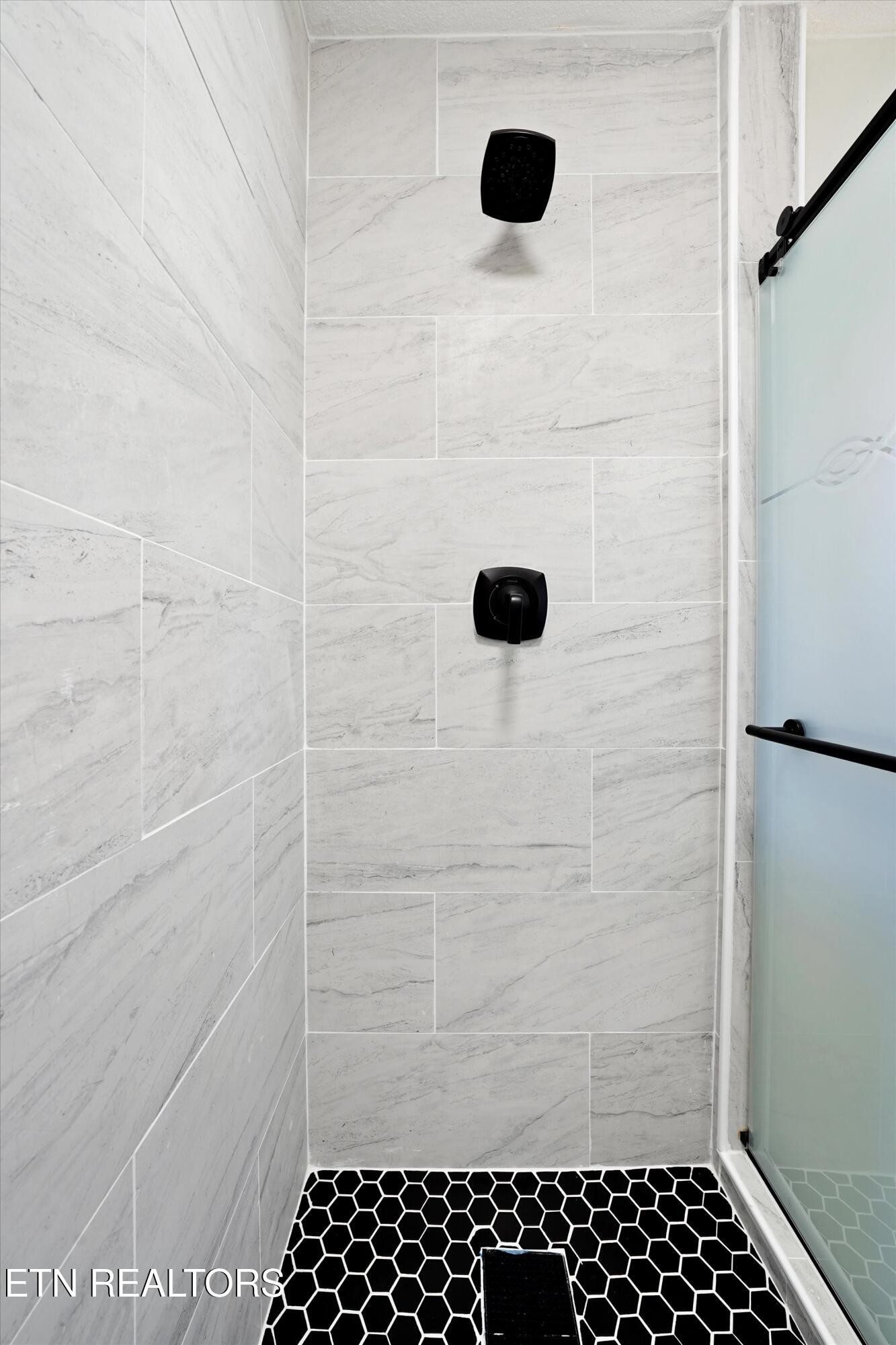 4209 Deerfield Road Knoxville, TN 37921 - Photo 21 of 37 Gallery Image 21