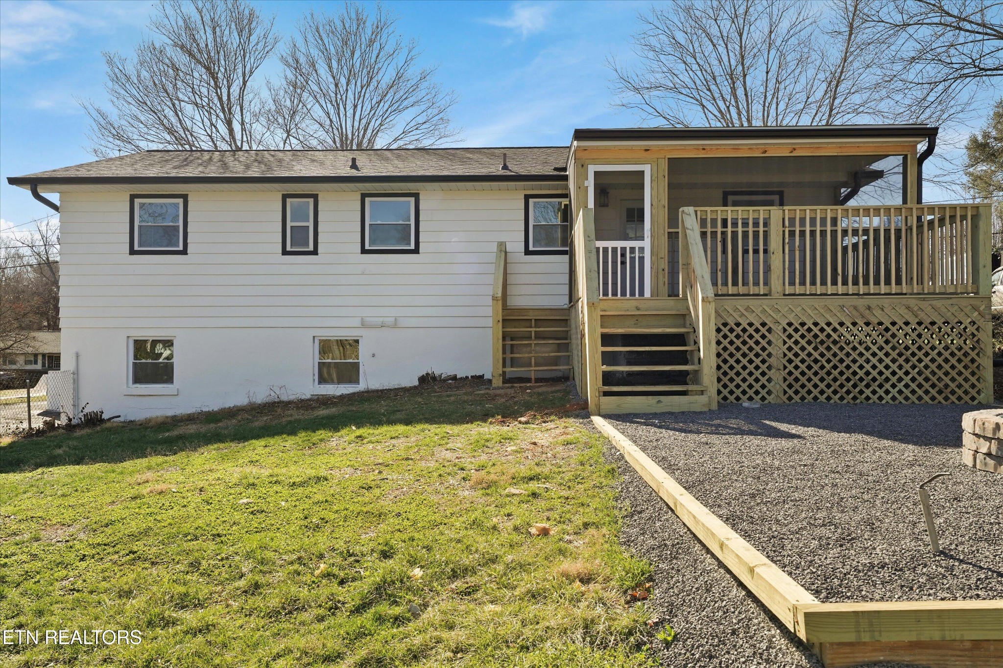 4209 Deerfield Road Knoxville, TN 37921 - Photo 34 of 37 Gallery Image 34