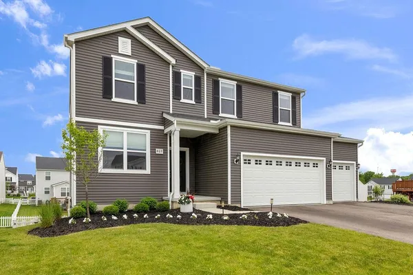$474,500 | 409 Cottontail Court, Johnstown, OH 43031