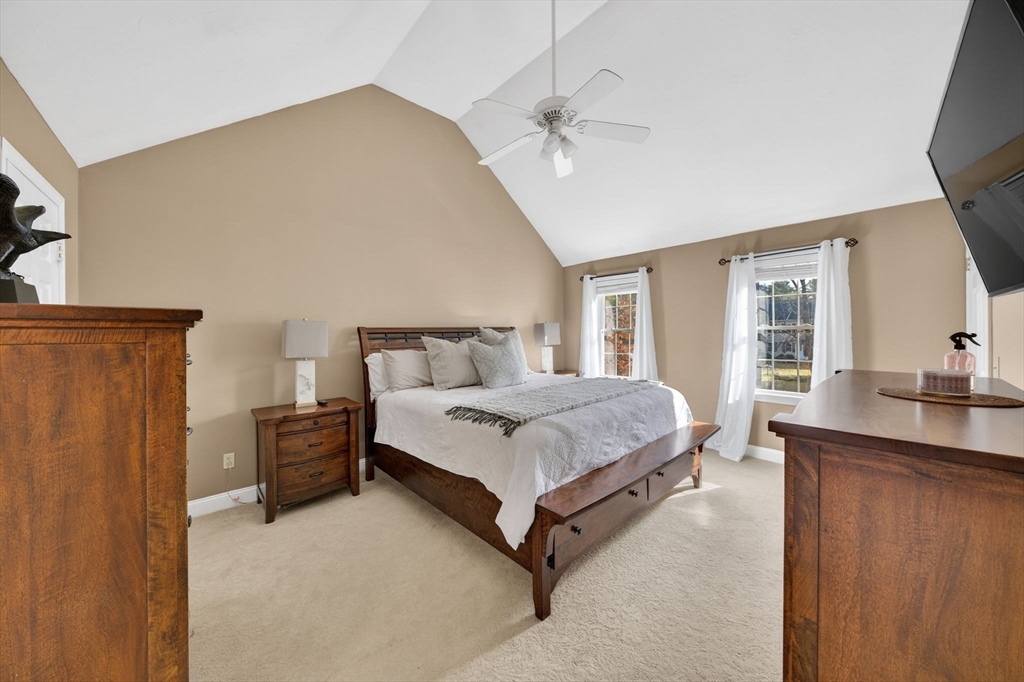 715 County Road Rochester, MA 02770 - Photo 22 of 42