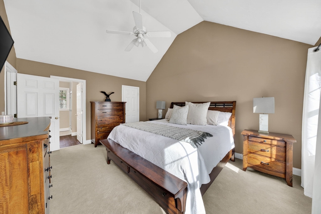 715 County Road Rochester, MA 02770 - Photo 24 of 42