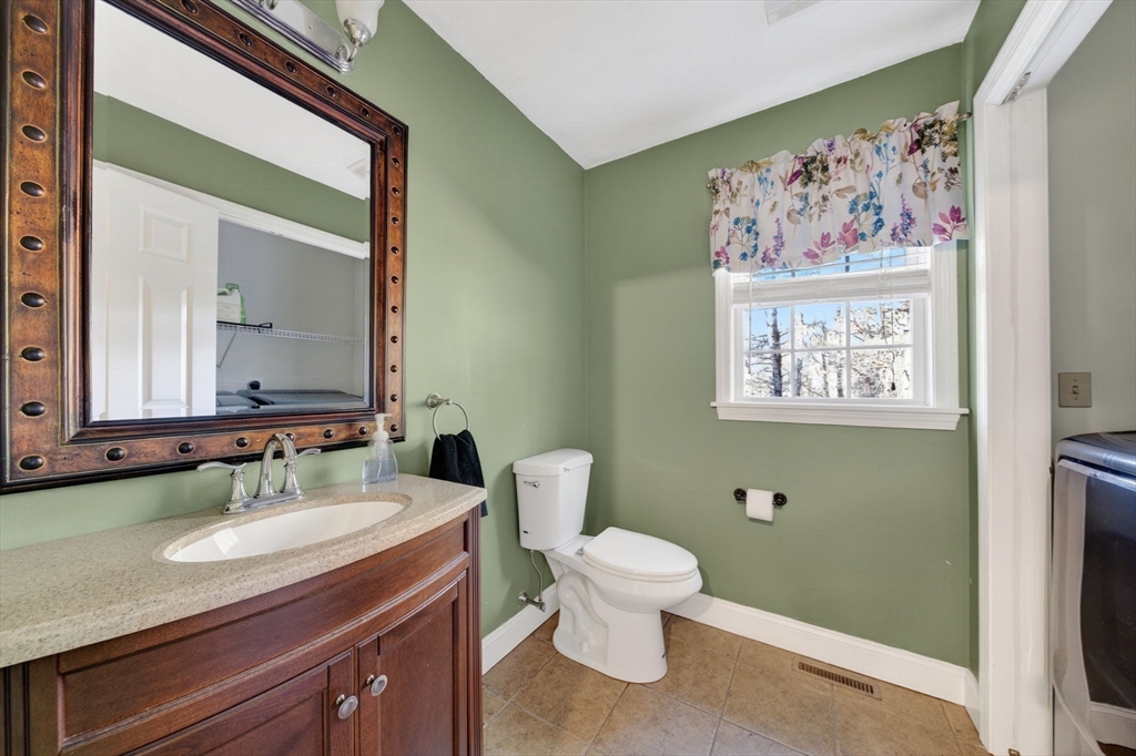 715 County Road Rochester, MA 02770 - Photo 33 of 42