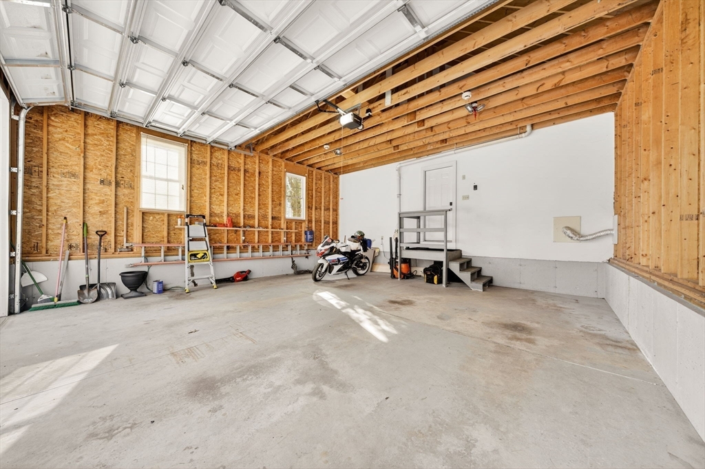 715 County Road Rochester, MA 02770 - Photo 38 of 42