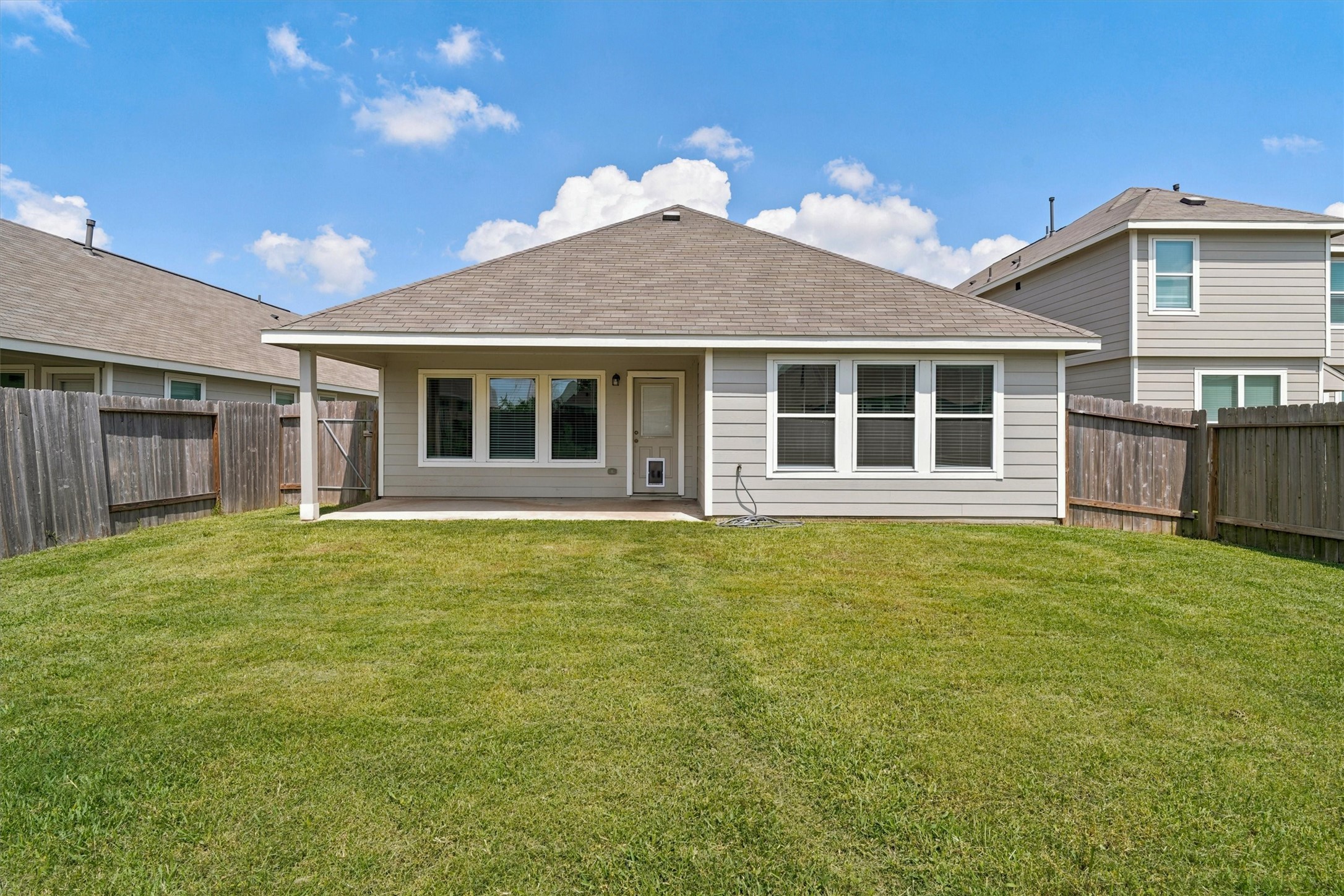 5334 Brooklyn Rose Drive Rosharon, TX 77583 - Photo 20 of 21 Another view of the backyard