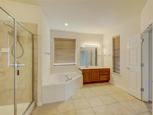 $3,400 | 1041 Crystal Lake Drive, Frisco, TX 75036