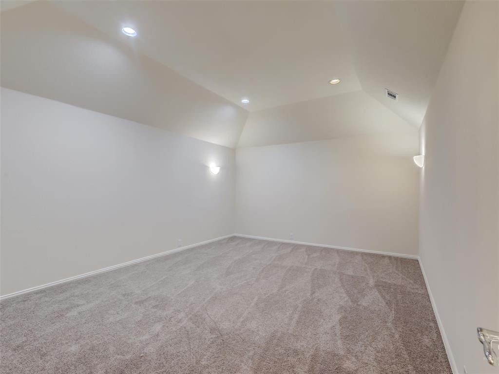 1041 Crystal Lake Drive Frisco, TX 75036 - Photo 28 of 40