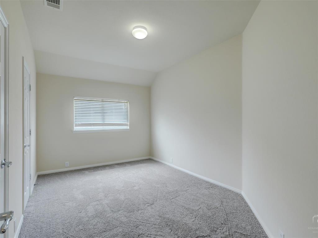 1041 Crystal Lake Drive Frisco, TX 75036 - Photo 32 of 40