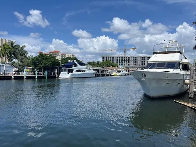 $500,000 | 1976 Northwest 25th Avenue, Miami, FL 33125