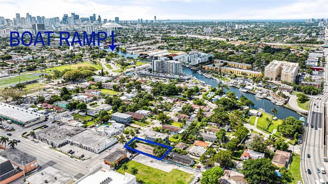 $500,000 | 1976 Northwest 25th Avenue, Miami, FL 33125