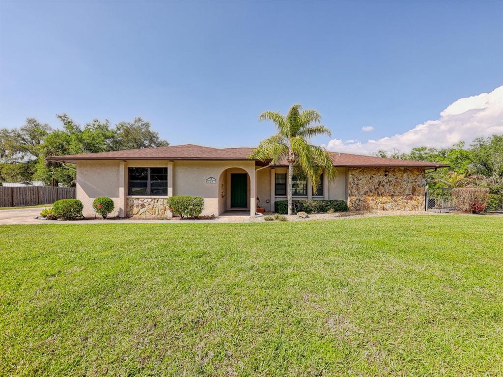 3927 Desoto Road Sarasota, FL 34243 - Photo 12 of 67