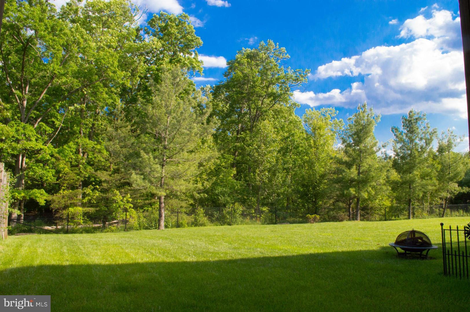 7817 Paddock Way Baltimore, MD 21244 - Photo 21 of 22 a view of a golf course