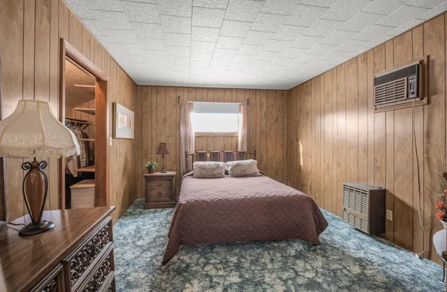 $84,900 | 130 6th Street, Bird Island, MN 55310